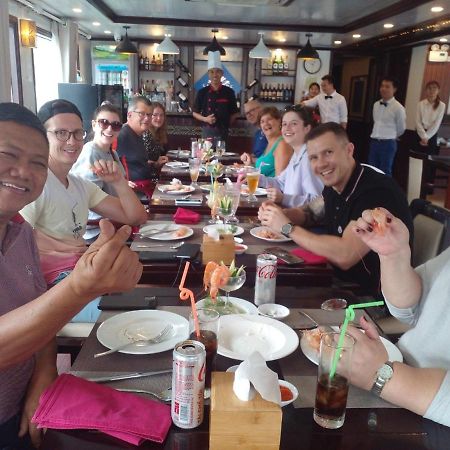 Halong Sapphire Cruise 호텔 반장현 외부 사진